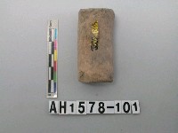 藏品(紅褐色細砂陶網墜)的圖片